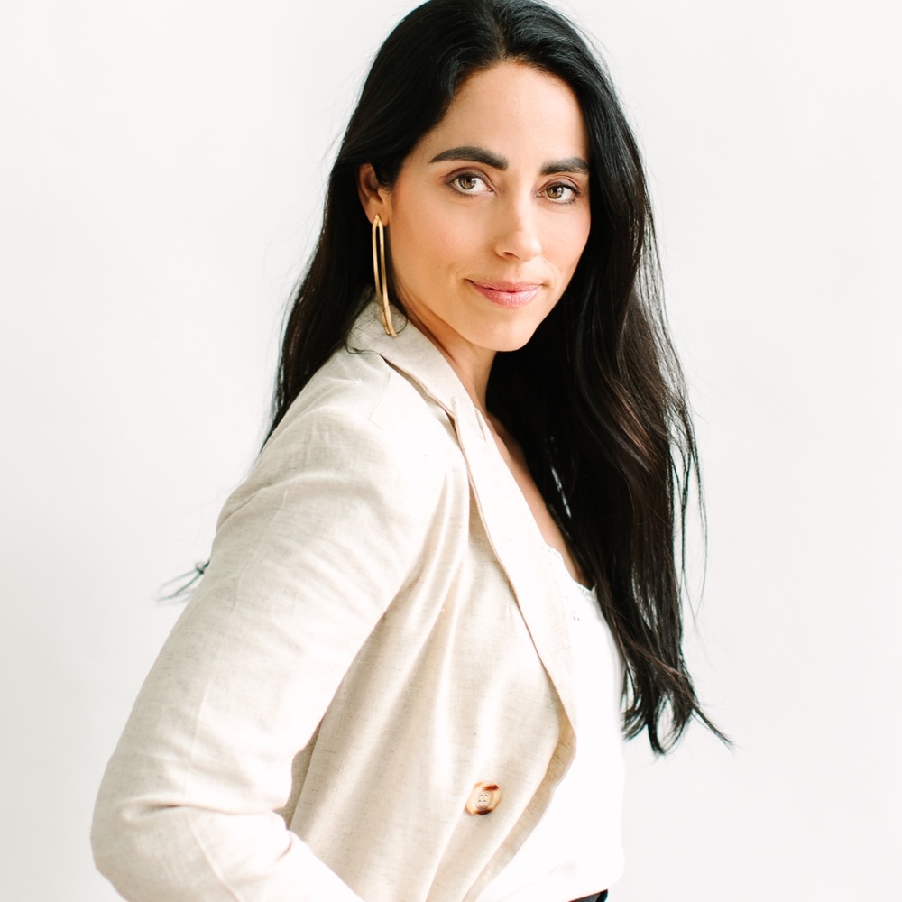 Meet your Posher, Angelica
